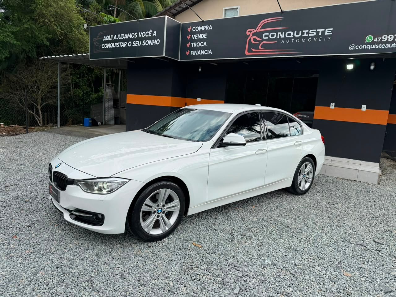 BMW 320Ia Active Flex